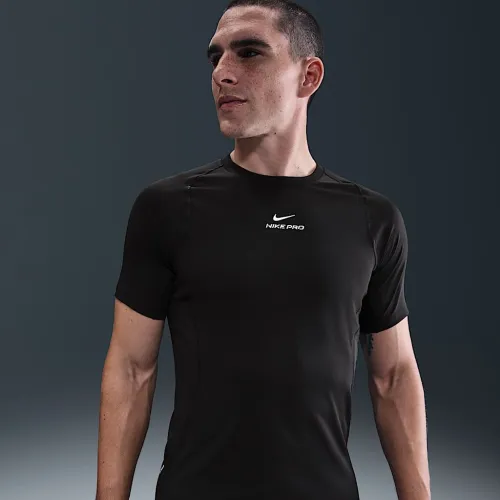 Nike Pro тренувальні чоловічі Dri-FIT Short-Sleeve Top колір чорний