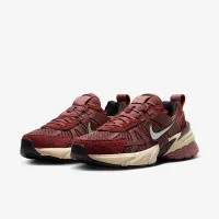 Nike V2K Run женская Кроссовки цвет коричневый