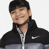 Nike Colorblock Puffer Куртка Little Kids Куртка цвет черный