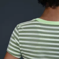 Nike Sportswear Chill Knit жіноча Slim Striped футболка колір зелений