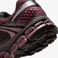 Nike Zoom Vomero 5 женская Кроссовки цвет черный