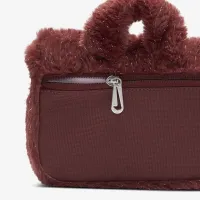 Nike Big детские Faux Fur Crossbody сумка (1L) цвет коричневый