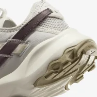 Nike TC 7900 жіноча Кросівки колір сірий