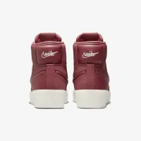 Nike Blazer Mid Victory женская Кроссовки цвет красный