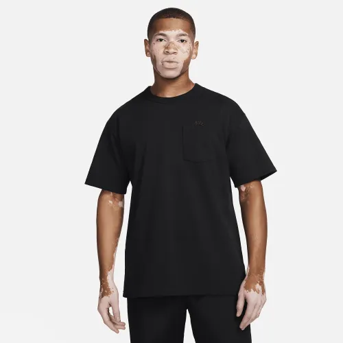 Nike Sportswear Premium Essentials чоловічі Pocket футболка колір чорний