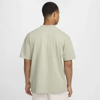 Nike Sportswear Premium Essentials чоловічі футболка колір зелений