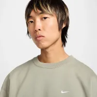 Nike Solo Swoosh мужские Fleece Crew цвет зеленый
