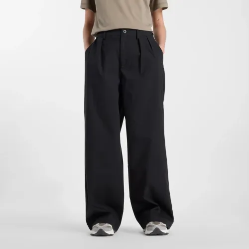 Штаны New Balance WP51538BK - Черные