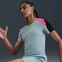Nike Strike жіноча Dri-FIT Short-Sleeve Soccer Top колір сірий