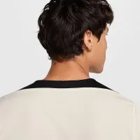 Liverpool FC Strike Special Edition чоловічі Nike Dri-FIT Soccer Short-Sleeve Knit Top колір білий