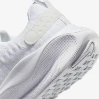Nike InfinityRN 4 женская Road Running Кроссовки (Extra Wide) цвет белый