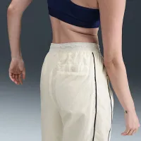 Nike Windrunner женская С высокой Талией Woven Open-Hem Pants цвет белый
