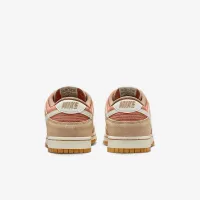 Nike Dunk Low Retro SE чоловічі Кросівки колір коричневий