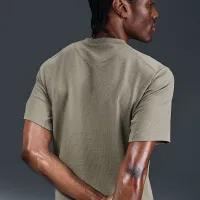 Nike Primary чоловічі Dri-FIT Short-Sleeve Versatile Top колір зелений
