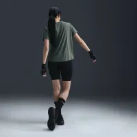 Nike One Classic женская Dri-FIT Short-Sleeve Top цвет зеленый
