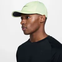 Nike Dri-FIT Club Unstructuколір червоний Featherlight Cap Yellow