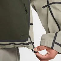 Nike Tech мужские Storm-FIT Hooded Rain Куртка цвет зеленый