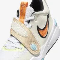 Nike Team Hustle D 11 