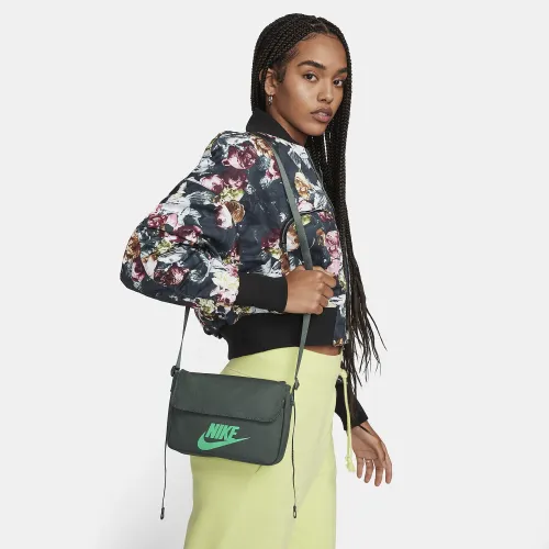 Nike Sportswear женская Futura 365 Crossbody сумка (3L) цвет зеленый