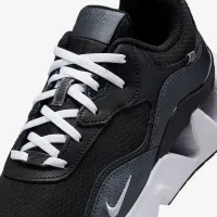 Nike Ryz 365 2 жіноча Кросівки колір чорний