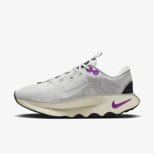 Nike Motiva женская Walking Кроссовки цвет серый