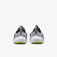 Nike Flex Advance SE Little дитячі Кросівки колір сірий