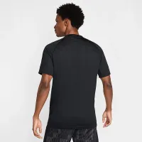Nike Academy чоловічі Dri-FIT Short-Sleeve Soccer Top колір чорний