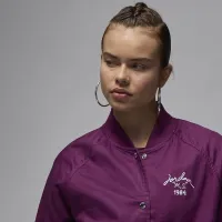 Nike Jordan жіноча Varsity Куртка колір червоний