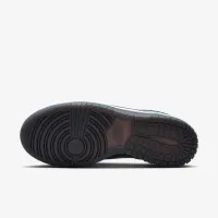 Nike Dunk Low LX жіноча Кросівки колір білий