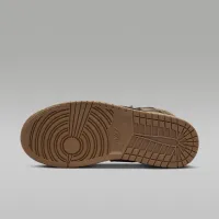 Nike Air Jordan 1 High Method of Make женская Кроссовки цвет коричневый