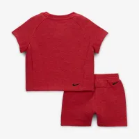 Nike Tech Fleece Baby Tee and шорты набор цвет красный