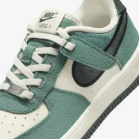 Nike Force 1 LV8 3 EasyOn Little дитячі Кросівки колір білий