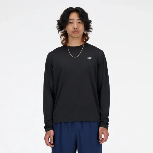 Футболка New Balance MT41256BK -  Черная