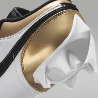 Nike Jordan 1 Low TD мужские Football Cleat цвет коричневый