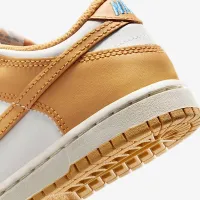 Nike Dunk Low Little дитячі Кросівки колір коричневий