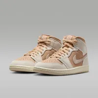 Nike Air Jordan 1 Mid SE женская Кроссовки цвет коричневый