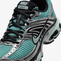 Nike Air Max Moto 2K жіноча Кросівки колір зелений