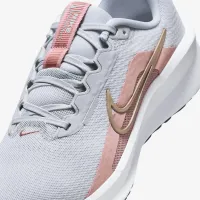 Nike Downshifter 13 жіноча Road Running Кросівки колір білий