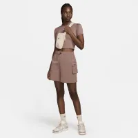 Nike Sportswear Essential женская Woven High-Rise шорты цвет фиолетовый