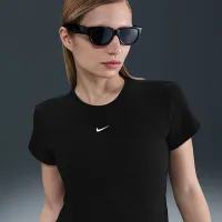 Nike Sportswear женская Tight Ribbed Short-Sleeve футболка цвет черный