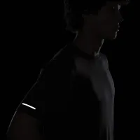 Nike Rise 365 Running Division чоловічі Dri-FIT Running Top колір чорний