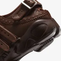 Nike Air Rift жіноча Кросівки колір коричневий