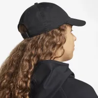Nike Club Unstructuколір червоний 