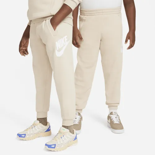Nike Club Fleece Big детские Joggers (Extended Size) цвет коричневый