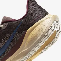 Nike Pegasus 41 Premium чоловічі Road Running Кросівки колір коричневий