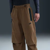 Nike Tech чоловічі Woven оверсайз Pants колір коричневий