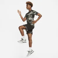 Nike Pro Dri-FIT мужские Short-Sleeve Slim Camo Top цвет коричневый