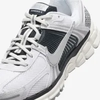 Nike Zoom Vomero 5 женская Кроссовки цвет белый
