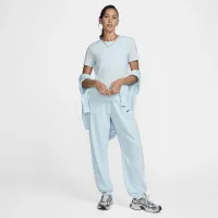 Nike Sportswear Club Essentials жіноча футболка блакитний
