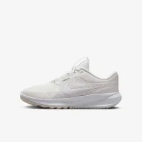Nike Star Runner 5 Big дитячі Running Кросівки колір білий